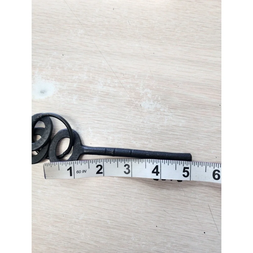 Decorative Set Of 3 Black‎ Skeleton Keys With Ring